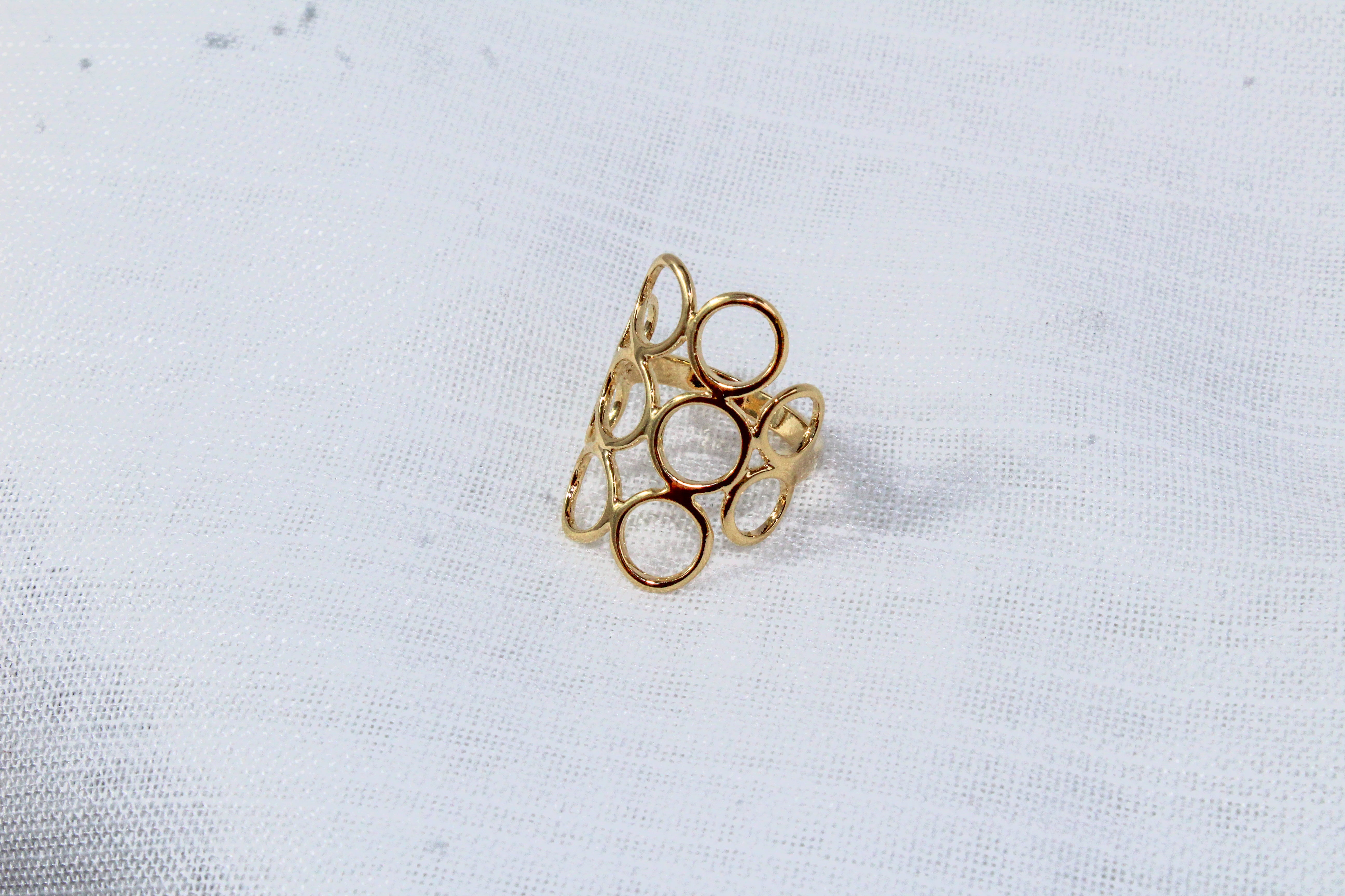 Anel Círculos Dourados