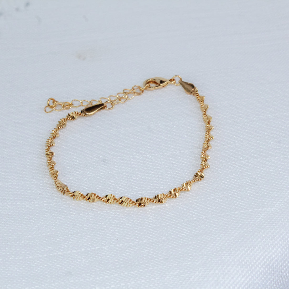 Pulseira Ondas Dourada