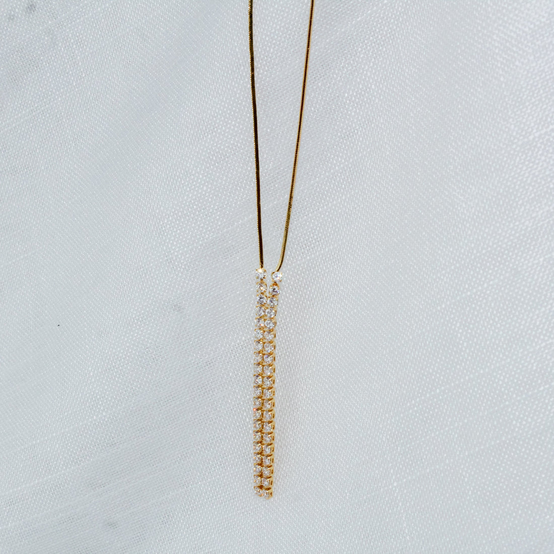 Colar de Zircônia Quadrada Pequena Dourado