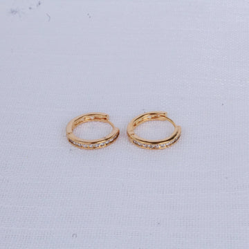 Brinco de Argola Redondo com Mini Zircônias Dourado - G