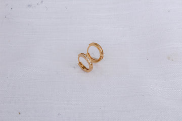 Brinco de Argola Redondo com Mini Zircônias Dourado - M