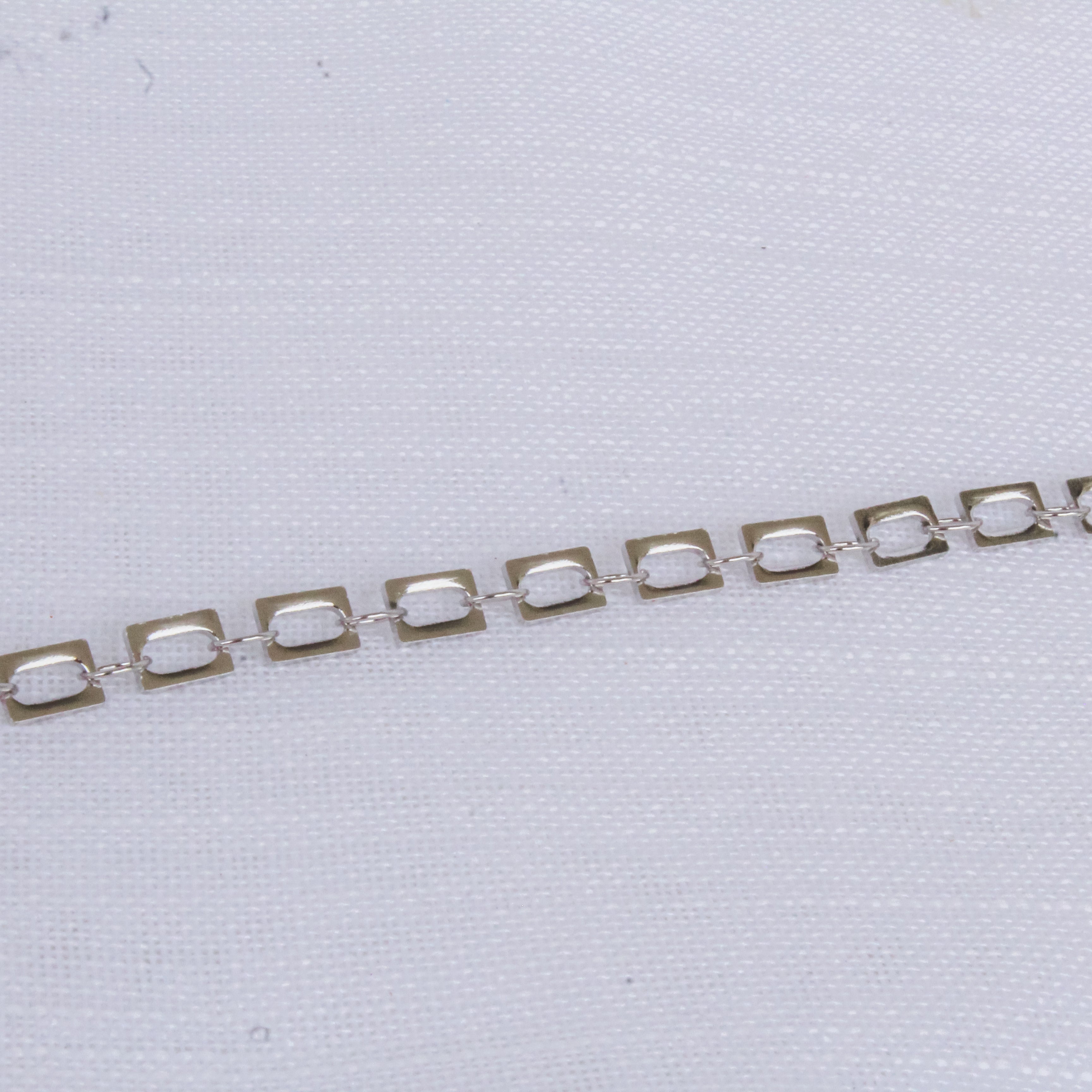 Pulseira de Chapas Quadradas Prateado