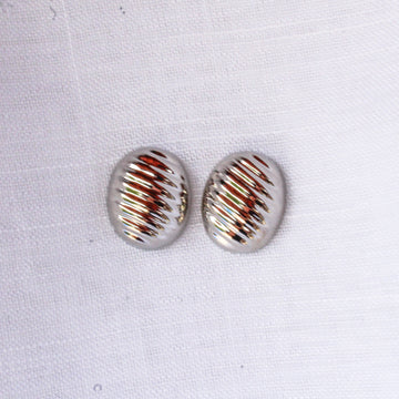 Brinco Abaloado Com Frisos Prateado