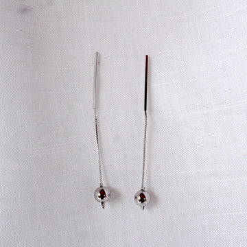 Brinco com Bolinha Pendurada Prateado