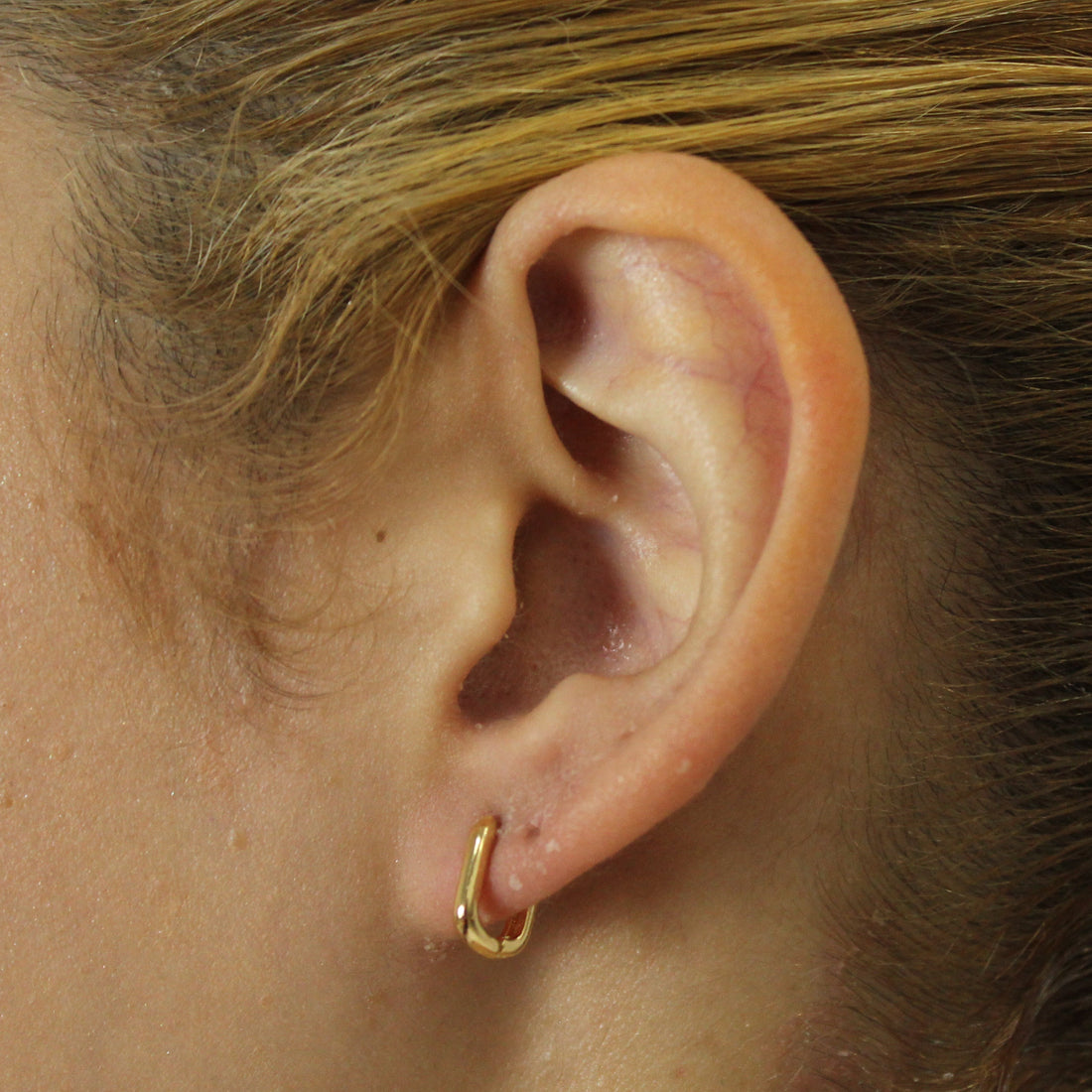 Brinco de Argola Retangular Dourada - G