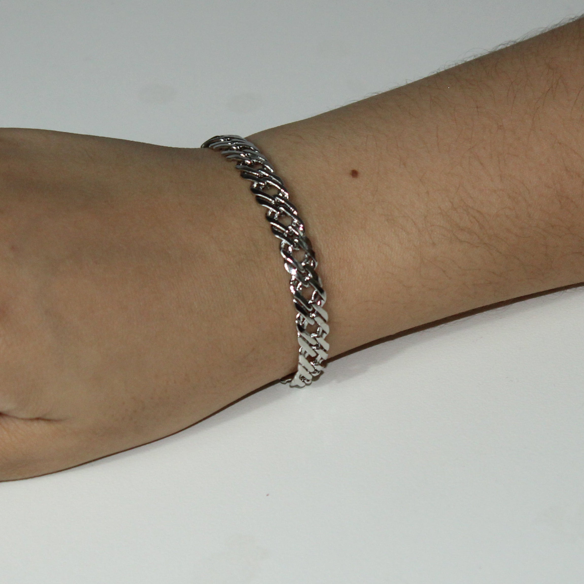 Pulseira Entrelace Prateado