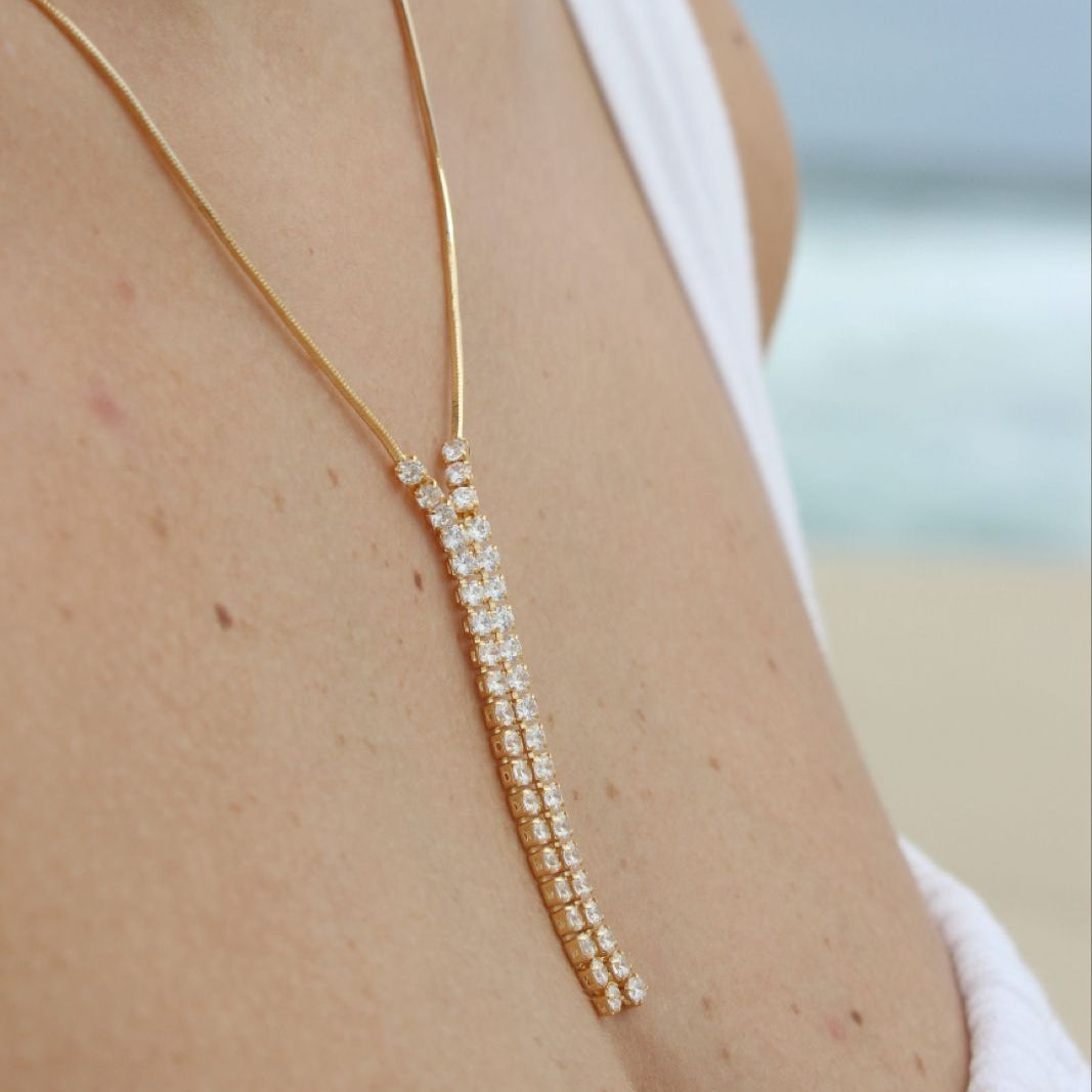 Colar de Zircônia Quadrada Pequena Dourado