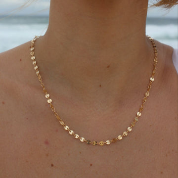 Colar com Bolinhas Chapadas Dourado