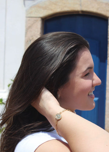 Pulseira Nossa Senhora Aparecida Dourada com Zircônias