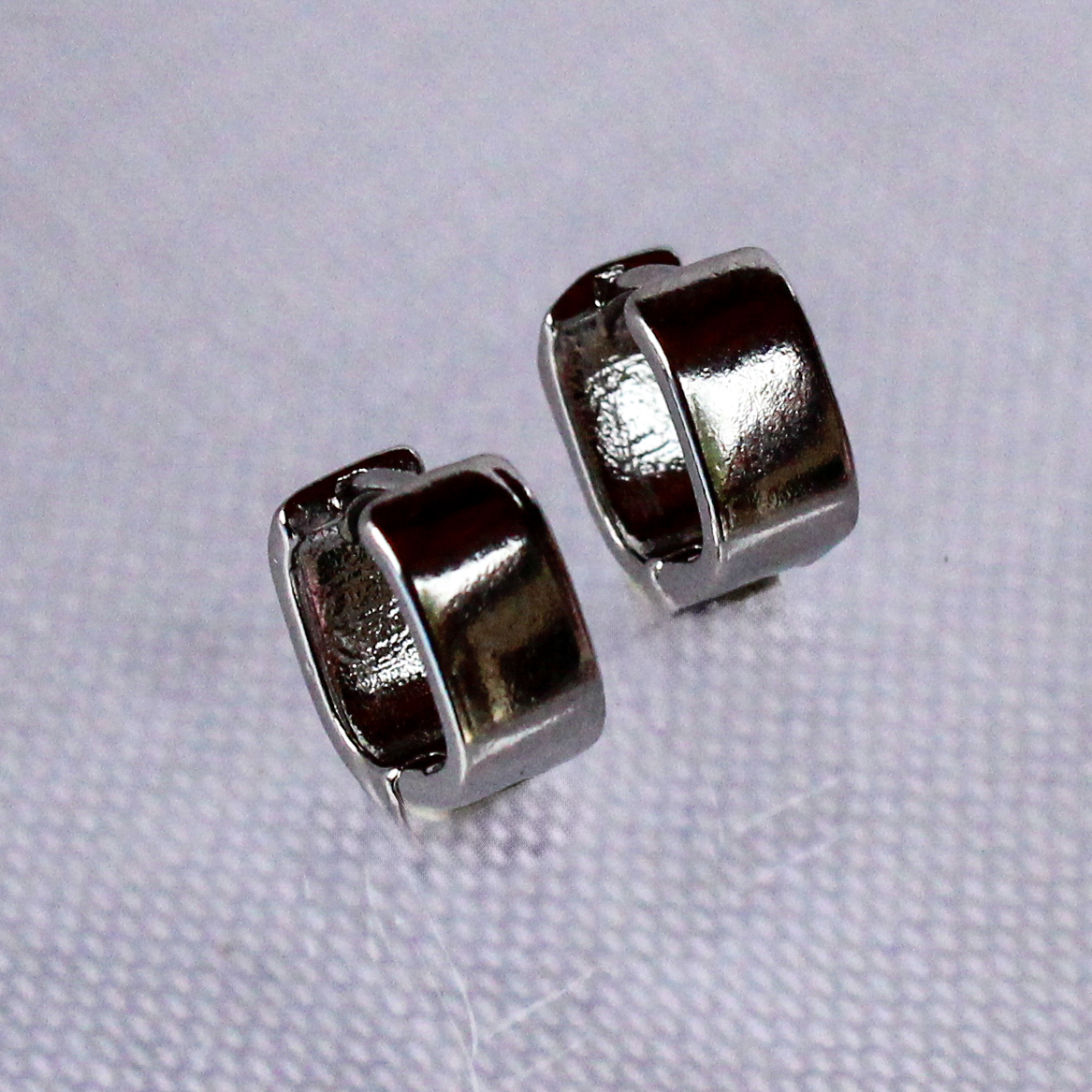 Brinco Quadrado Argola Prateado - P